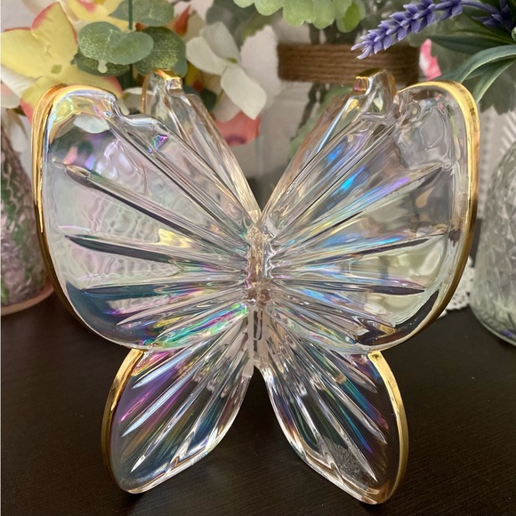 Bath & Body Works Other - 🆕🦋 RARE BATH & BODY WORKS IRIDESCENT BUTTERFLY 3-WICK CANDLE HOLDER. NEW!